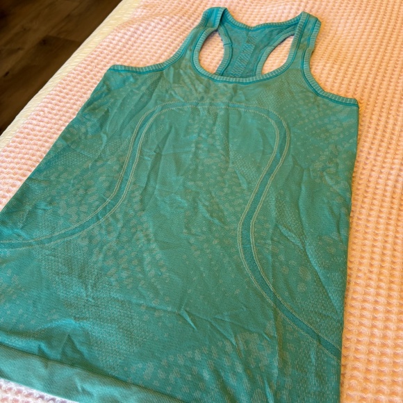 Lululemon Swiftly Tech Racerback Blue Size 4 - Picture 8 of 10